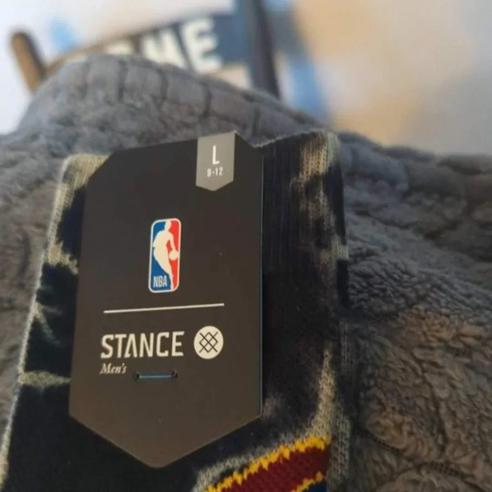 Cleveland cavaliers mens 9-12 socks retail‎ for 89.90